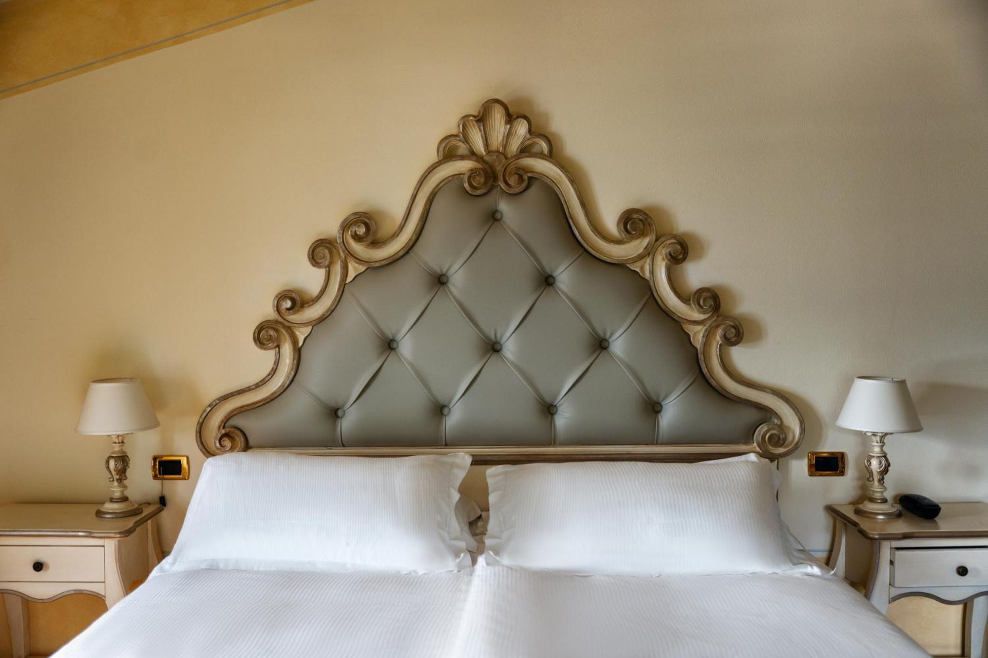 Boutique Hotel Villa Sostaga การ์ญาโน ภายนอก รูปภาพ